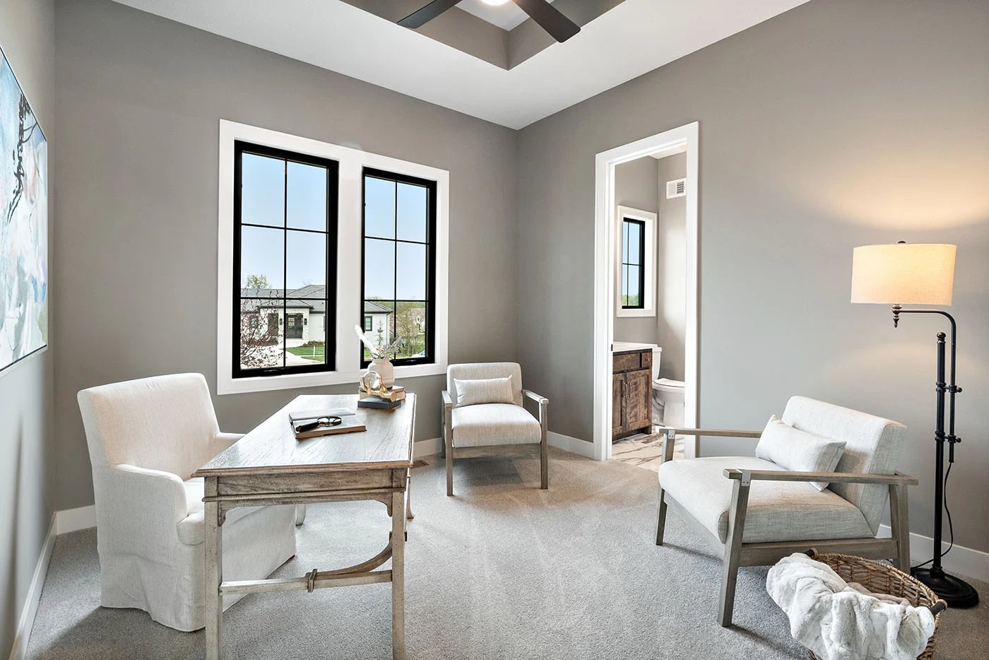 Office | Dusty Rhodes Homes 